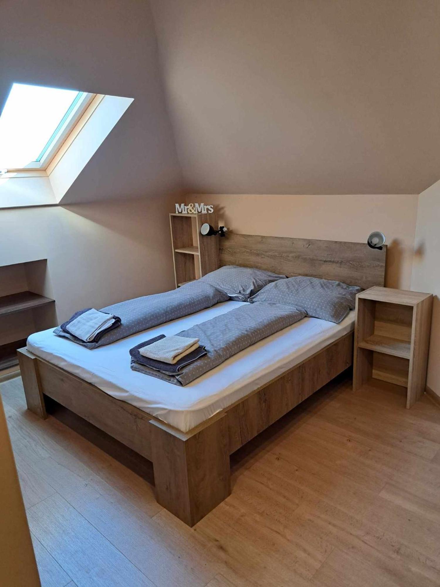 Happy Sun Medences Apartman Siófok Zewnętrze zdjęcie