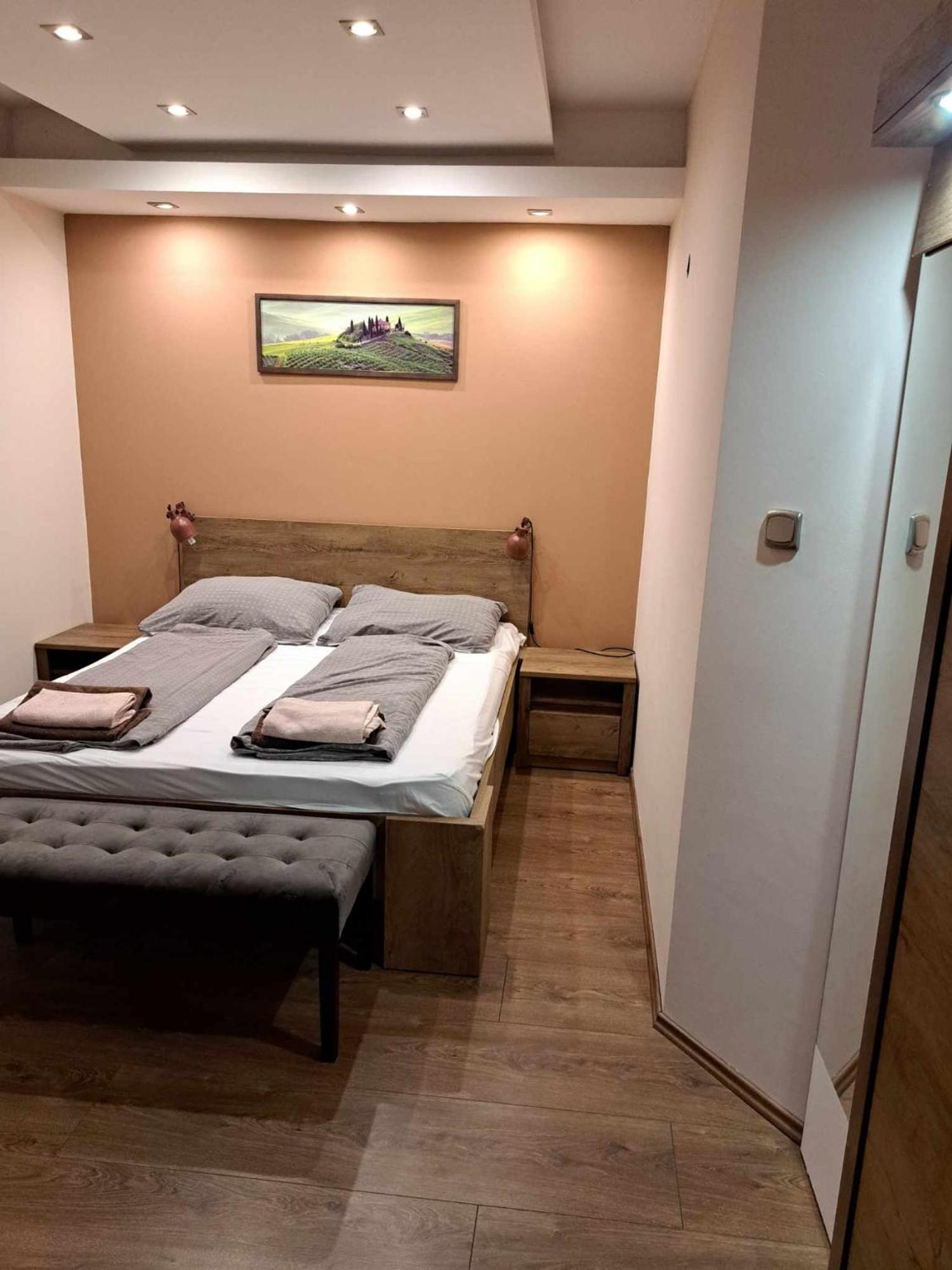 Happy Sun Medences Apartman Siófok Zewnętrze zdjęcie