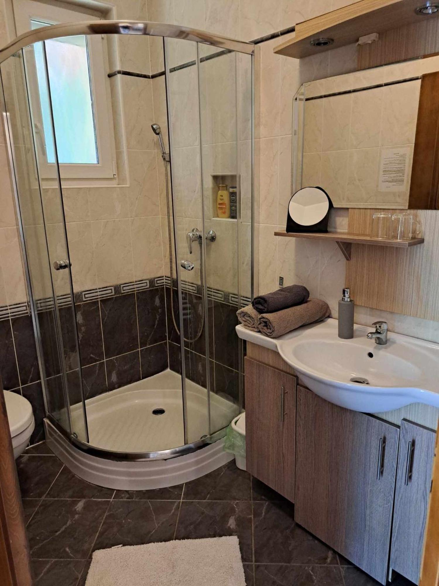 Happy Sun Medences Apartman Siófok Zewnętrze zdjęcie