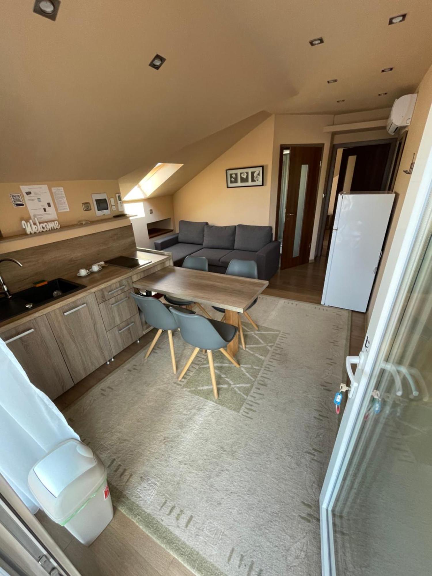 Happy Sun Medences Apartman Siófok Zewnętrze zdjęcie