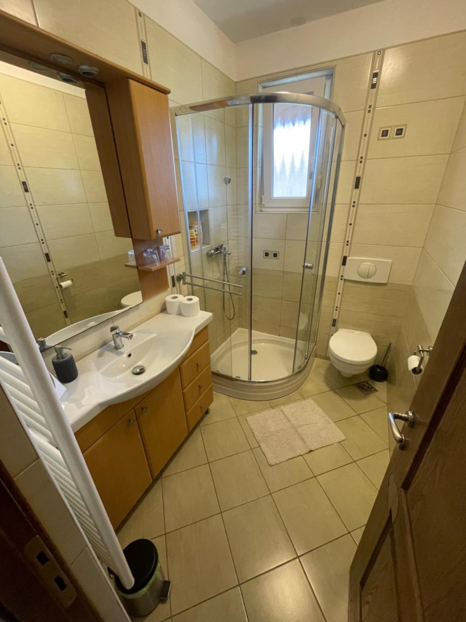 Happy Sun Medences Apartman Siófok Zewnętrze zdjęcie