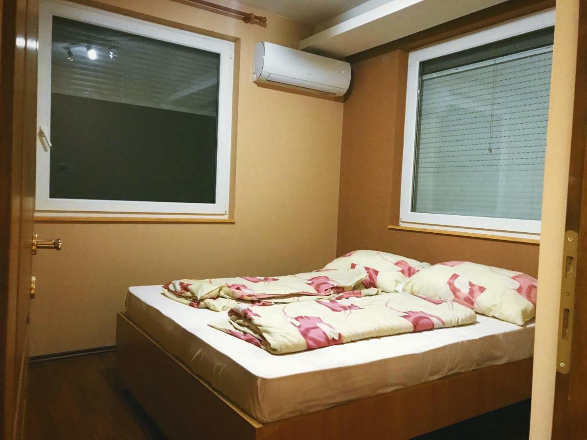 Happy Sun Medences Apartman Siófok Zewnętrze zdjęcie