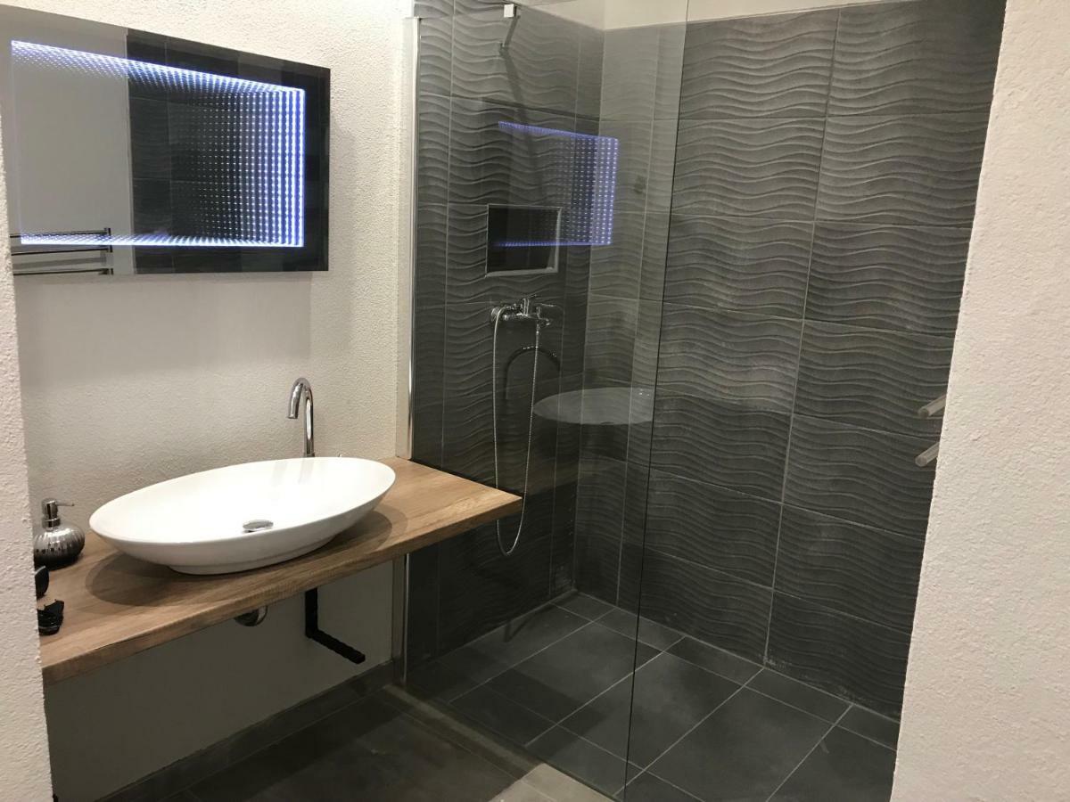 Happy Sun Medences Apartman Siófok Zewnętrze zdjęcie